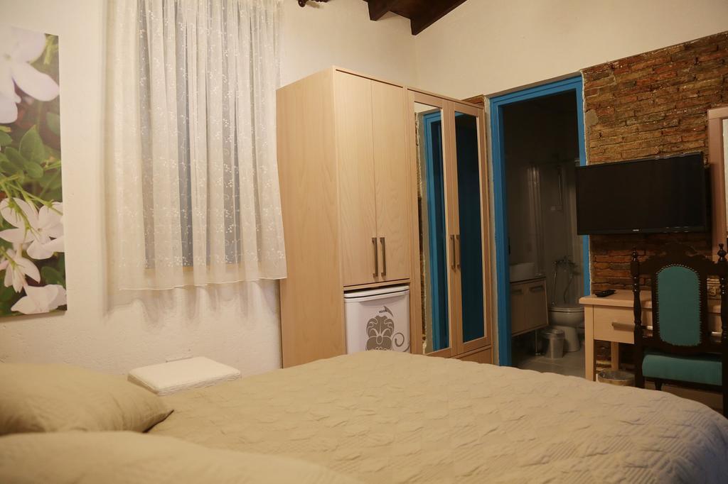 Cypriot Swallow Boutique Hotel Nikosia Zimmer foto